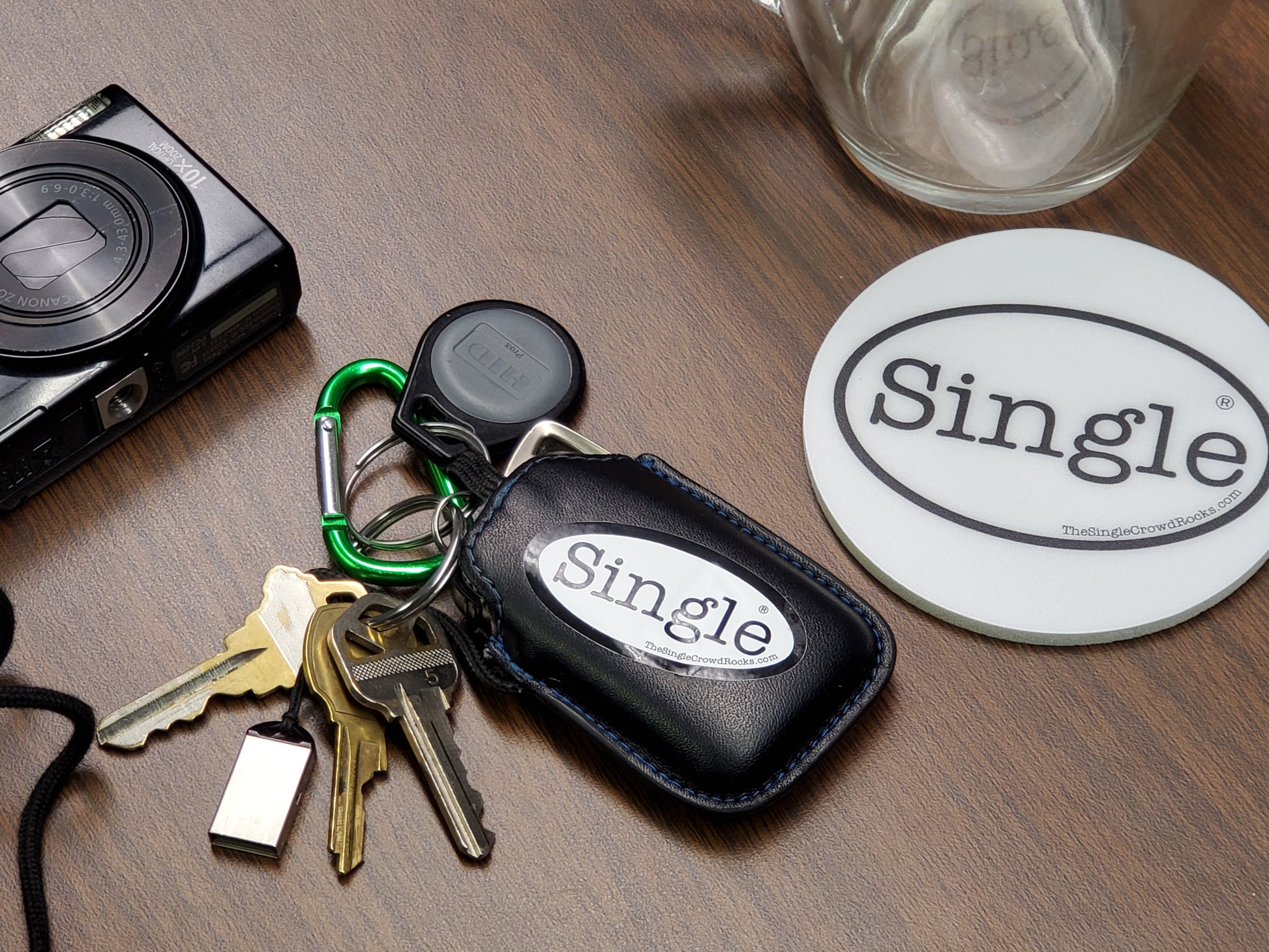 Single® labeled Small size Sticker on Key fob.